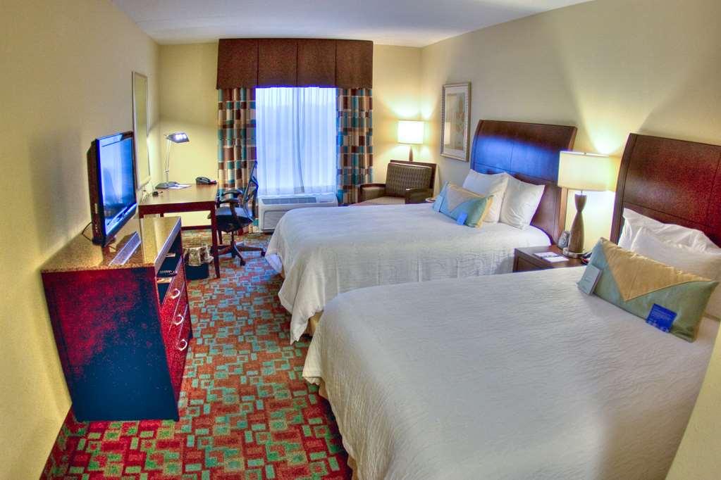 Hilton Garden Inn Clarksville Phòng bức ảnh