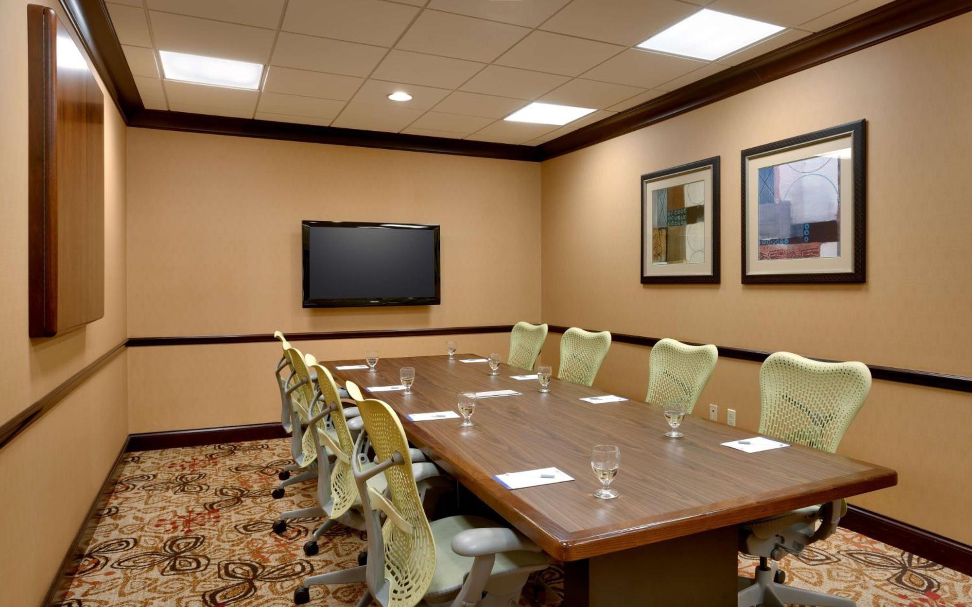 Hilton Garden Inn Clarksville Ngoại thất bức ảnh