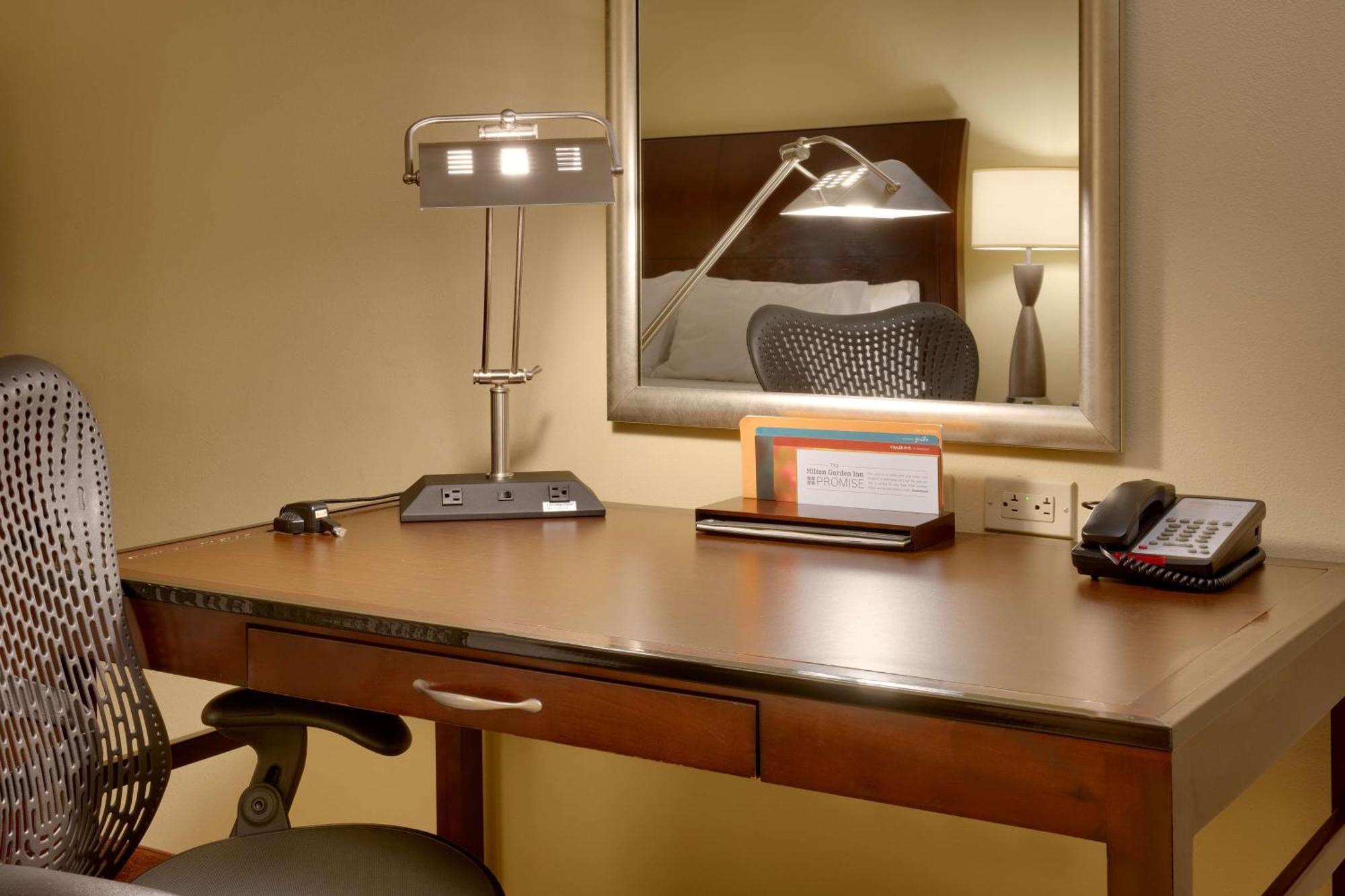 Hilton Garden Inn Clarksville Ngoại thất bức ảnh