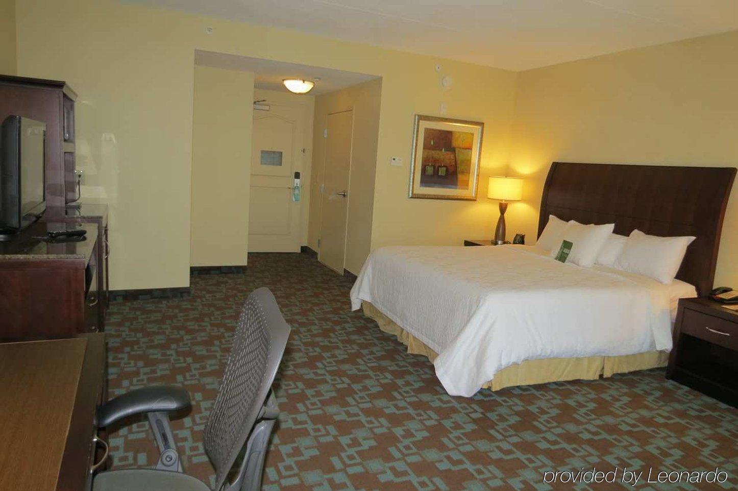 Hilton Garden Inn Clarksville Phòng bức ảnh